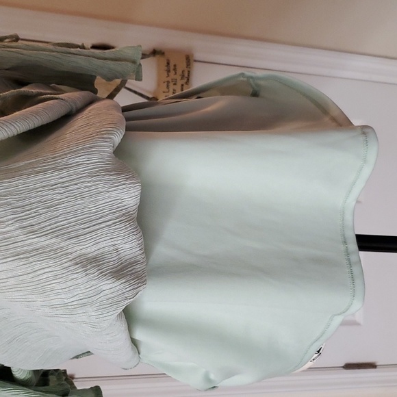 Nordstrom Cold Shoulder blouse - Picture 12 of 12